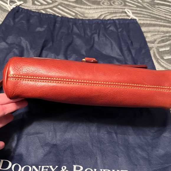 Dooney and Bourke Purse - Picture 5 of 6